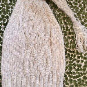 Hand-Knitted Alpaca Hat with Tassel – Ivory Cable Knit – Made in Peru